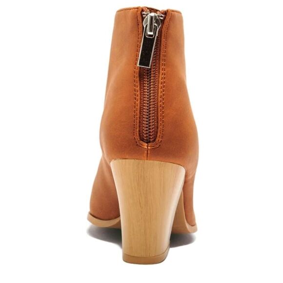 BRAND NEW QUPID POINTED TOE ANKLE BOOTIE - Picture 16 of 16